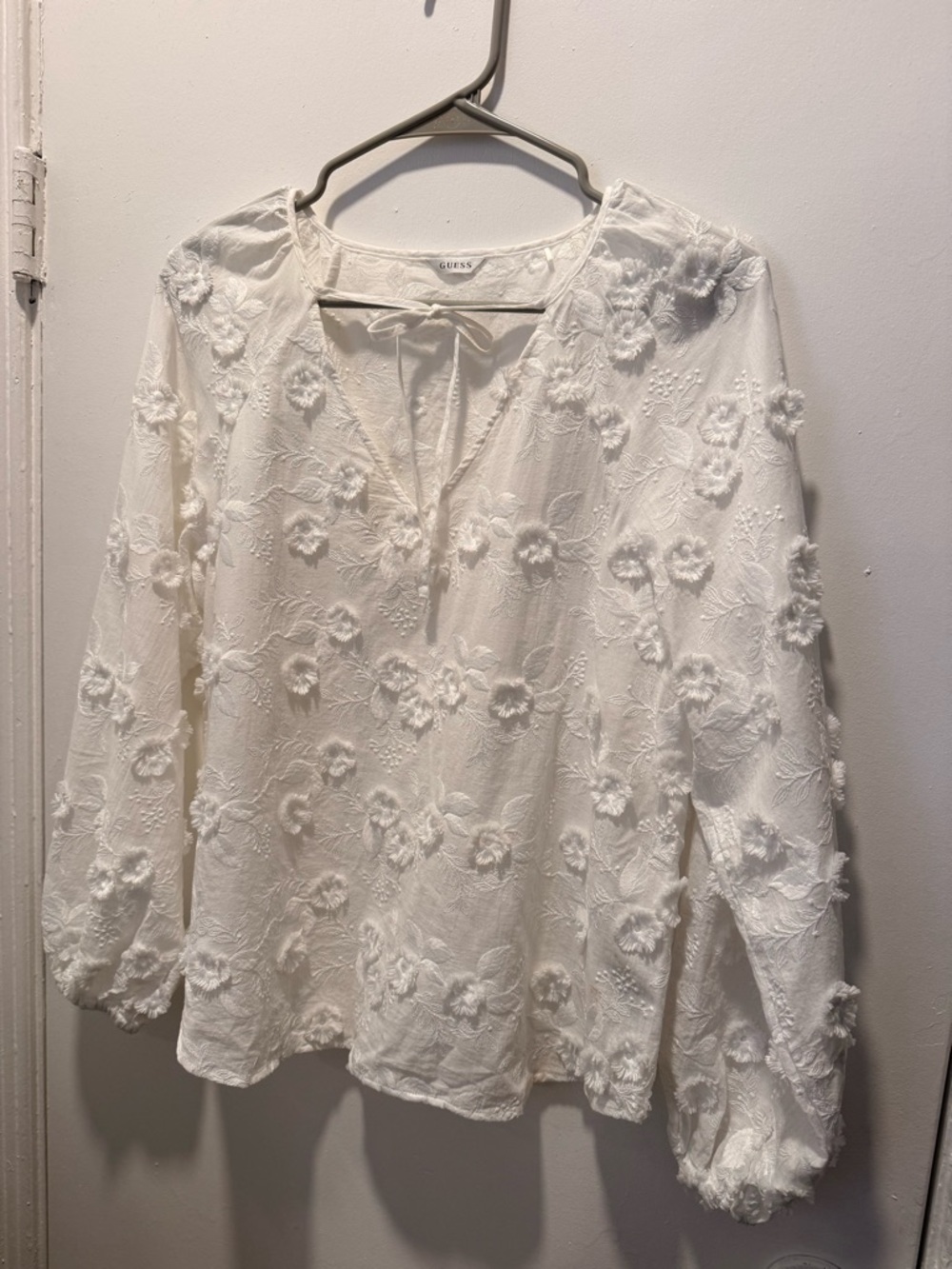 GUESS White Embroidered Peasant Blouse
